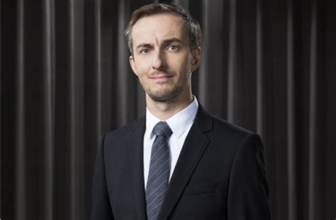 Das „neo magazine royale mit jan böhmermann gehörte jahrelang zu den. Jan Böhmermann: Ein Quatschkasper im richtigen Fernsehen ...