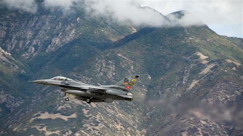 Final Operational F 16s Depart Hill Afb Hill Air Force Base Article
