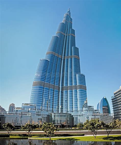 Burj Khalifa The World S Tallest Tower At Downtown Burj Dubai