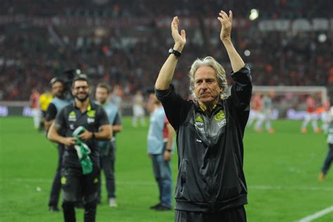 Novo técnico chegou ao rio de janeiro neste sábado e assumirá. Flamengo vai oferecer novo contrato a Jorge Jesus - Portal ...