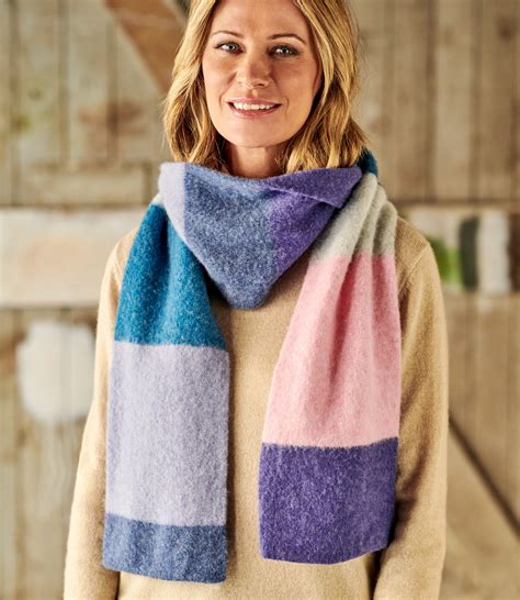 Pastel Multi Womens Lambswool Fluffy Colourblock Scarf Woolovers Us