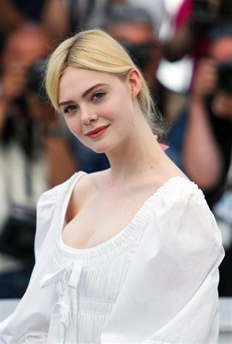 Elle Fanning Nude Leaked Pics Topless Sex Scenes Compilation