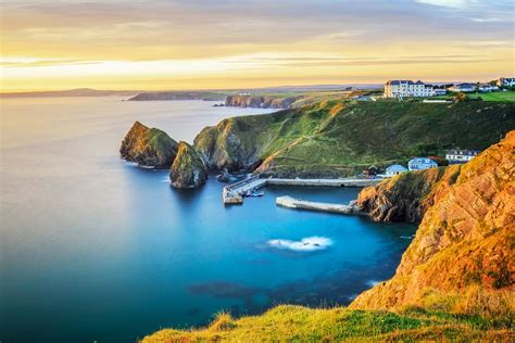 Must-dive Destinations in Cornwall, UK