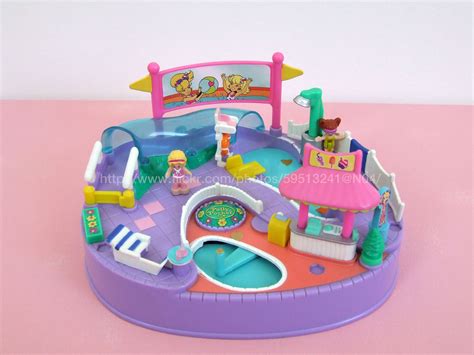 Polly Pocket Pool Party 1997 Polly Pocket World Activity Games