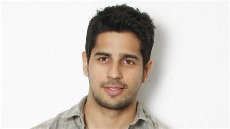 Sidharth Malhotra On Ittefaq I Was Apprehensive About Being Compared