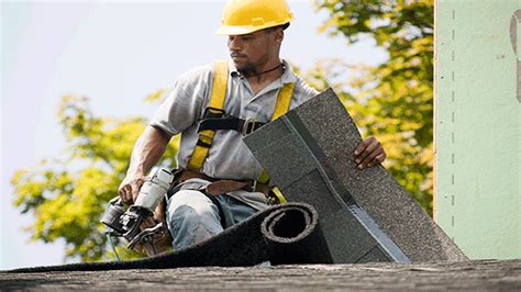 Young Hispanic Construction Workers Are the Most Vulnerable in the ...