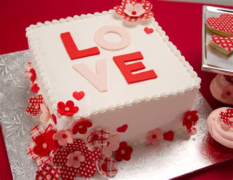 See more ideas about valentines day birthday, valentines, birthday. BAKE YOUR HEART WITH THESE LOVELY VALENTINE CAKE INSPIRATIONS...... - Godfather Style