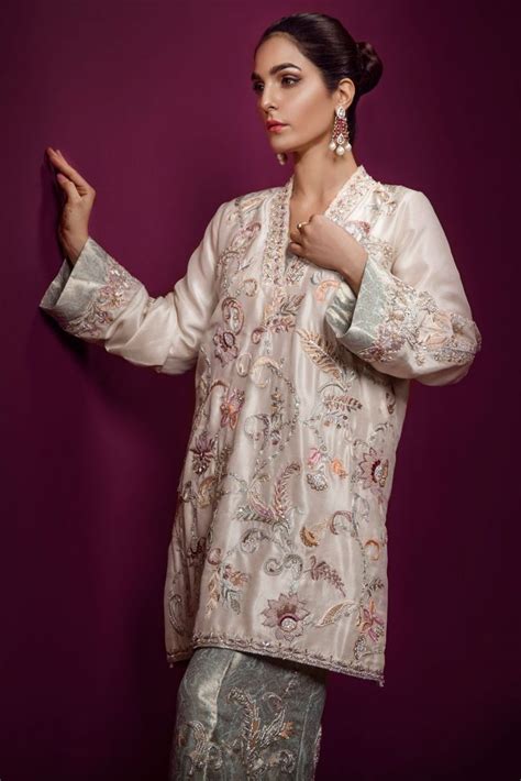 Traditional And Elegant Silver Pakistani Formal Dress By Ammara Khan Online Shopping In Pakistan