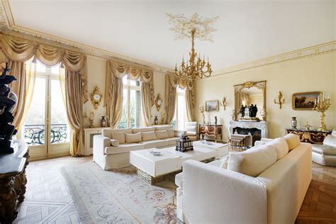 Sophisticated European Style Living Room Decor 16022 Living Room Ideas