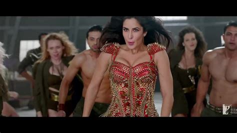 Katrina Kaif Hd Stills From Dhoom Machale Song Of Dhoom 3 Movie