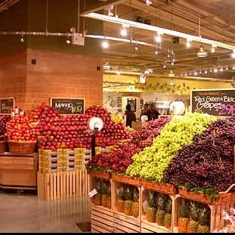 From sourcing the freshest local produce, to cooking carolina's best chicken, to serving craft beers you can sip while you shop. Whole Foods Market - Grocery Store in Atlanta