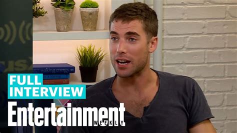 Schitts Creeks Dustin Milligan On His Favorite Episodes Cast And More
