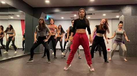 Reggaeton Dance Workshop To Calentamos El Local By Yomil El Dany Youtube
