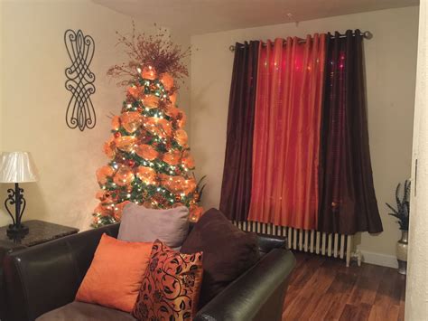 9 foliage themed coloring pages, including trees and wreaths. My Christmas tree decoration 2016. Burnt orange and brown ...