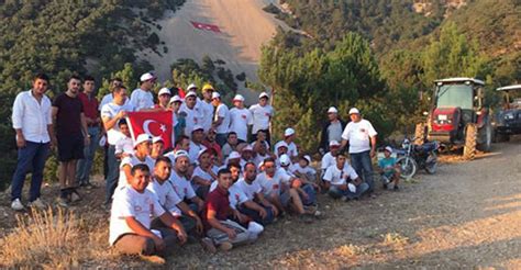 Yılında 19 mayıs atatürk'ü anma gençlik ve spor bayramı denizli'de coşku ile kutlandı. Cankurtaran'da dev Türk Bayrağı - denizlihaber.com ...