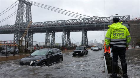 Record Rain In New York City Generates Life Threatening Flooding