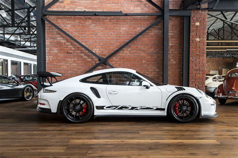 2016 Porsche Gt3rs Richmonds Classic And Prestige Cars Storage