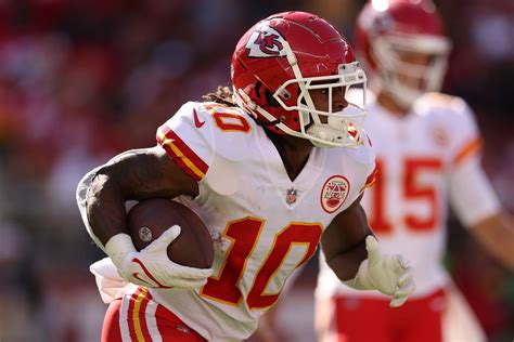 Isiah Pacheco Fantasy Advice Start Or Sit The Chiefs Rb In Week 10