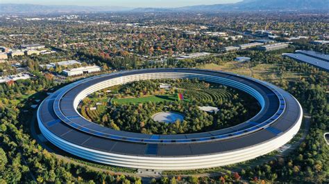 Apples 5 Billion Office Complex Offers An Important Lesson About