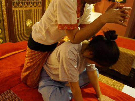 Traditionelle Thaimassage Phanthai Wellness Traditionelle