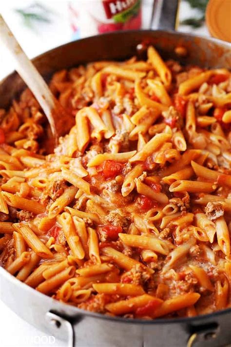 Diabetic recipes, wilmington, north carolina. Skillet Baked Gluten Free Pasta with Ground Turkey and ...