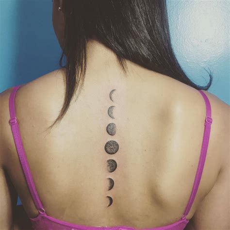 Sintético 119 Tatuagem lua costas Bargloria