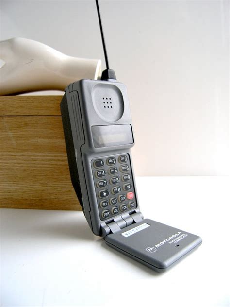 Vintage Motorola Car Phone Cel Phone 1980s By Greatguyts Motorola