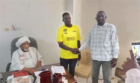 شاهد سيد علي يحتفل بفوز كوماندوز اليد الزمالكاوي علي الاهلي. صديق القضارف يوقّع للأمل عطبرة | باج نيوز