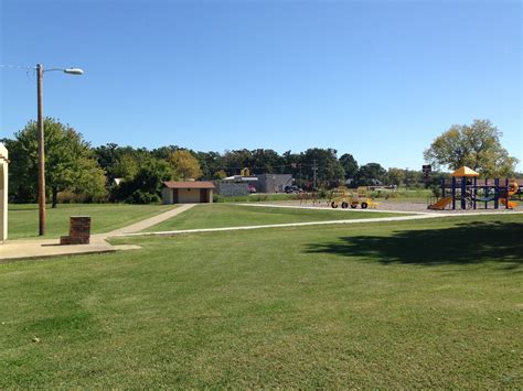 Crosby Park | Aurora, MO