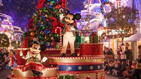Disney World's Can't-Miss Holiday Events To Plan Your Trip Around