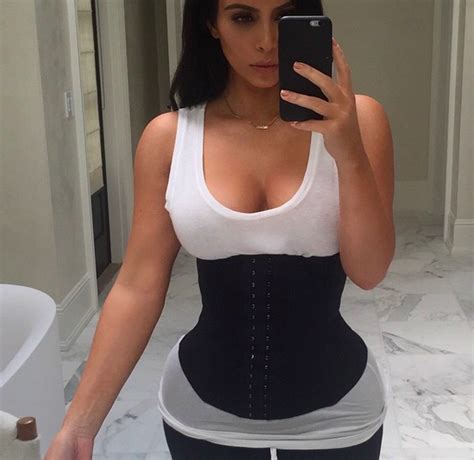 Foto De La Cuenta De Instagram De Kim Kardashian Fajas Para Cintura Faja De Cintura
