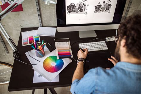 6 Types of Graphic Design | FreeLogoServices