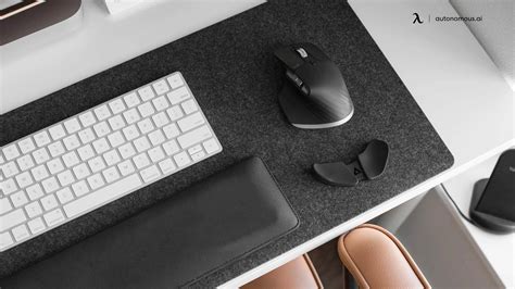 Buy The Best Black Desk Accessories For Office Décor