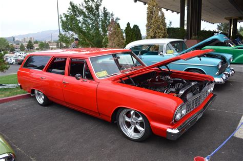 Wagon Wednesday A Gallery Of Classic Station Wagons From Hot August