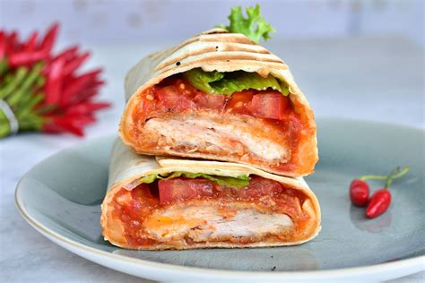 Crispy Chicken Wrap With Spicy Tomato Salsa Everyday Delicious
