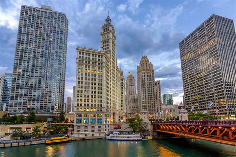 Download River Architecture Building Cityscape City Man Made Chicago Hd