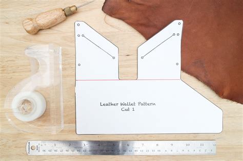 Beginning Leatherworking Class Simple Leather Wallet Layout And