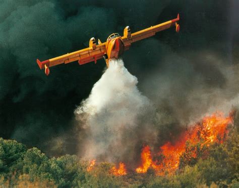 Air Tanker Aircraft Airplane Jet Airliner Forest Fire Airtanker