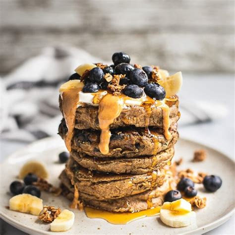 Vegan Oatmeal Pancakes With Blueberries Shuangy S Kitchen Sink
