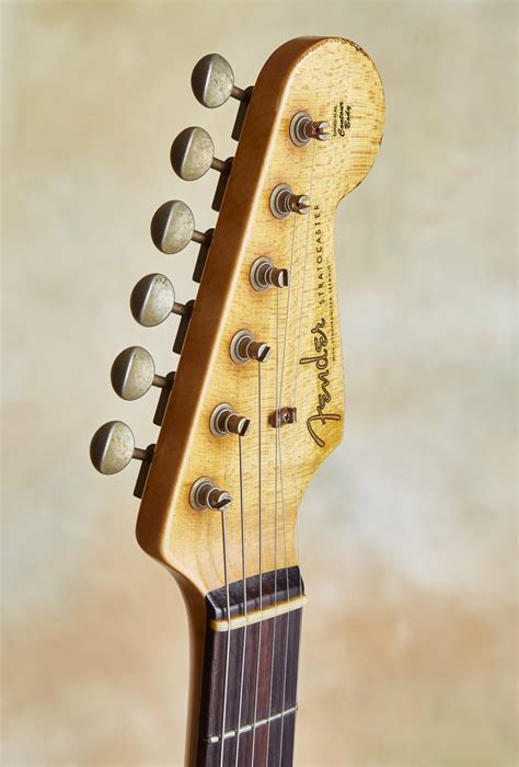 Fender Masterbuilt WW10 Strat CR Guitars