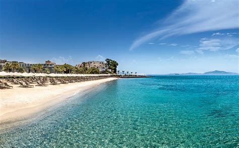 Swissotel resort bodrum beach lies directly on the waterfront in turgutreis, approximately 20 km from the jan 27, 2019: Swissotel Resort Bodrum Beach | Etstur.com