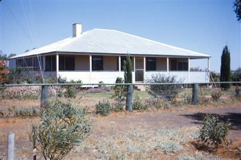House In Outback Australia Flickr Photo Sharing