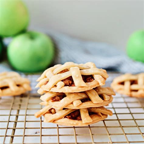 Apple Pie Cookies Helloyummy