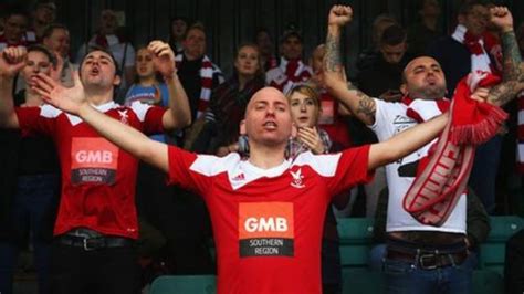 Fa Cup Steve King Praises Whitehawk Supporters After Upset Bbc Sport