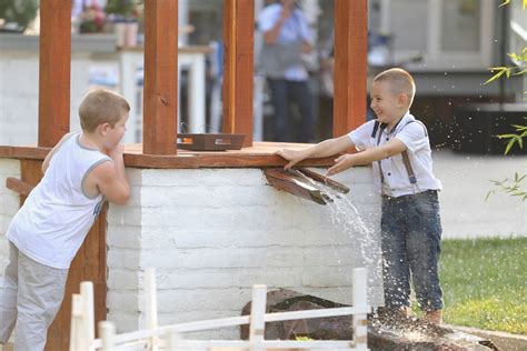 L'assegno unico per i figli viene riconosciuto mensilmente e spetta a partire dal settimo mese di gravidanza fino al compimento dei 21 anni. Ecco il nuovo Assegno Unico per i figli: a chi spetta? Come funziona?