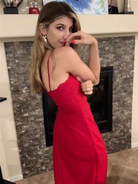 frivvi slaying my eyes in that red dress 😩 in a good way r frivolousfox