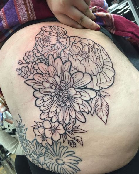 105 Best Hip Tattoo Designs And Meanings For Girls 2019