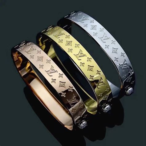 Louis Vuitton Z Bracelet Russian