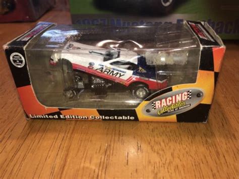 Don The Snake Prudhomme 1975 Army Monza Funny Car 164 Action Rcca