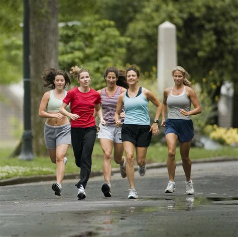 Women Are Dominating The Running Worldwomen Run More Races